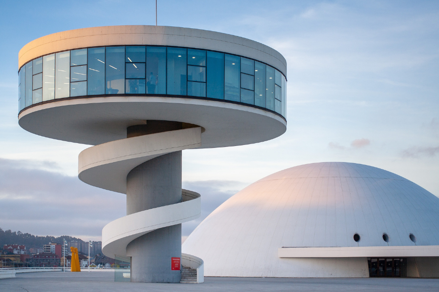 Imagem da matéria Dia do Arquiteto e Urbanista: data faz referência a aniversário de Oscar Niemeyer