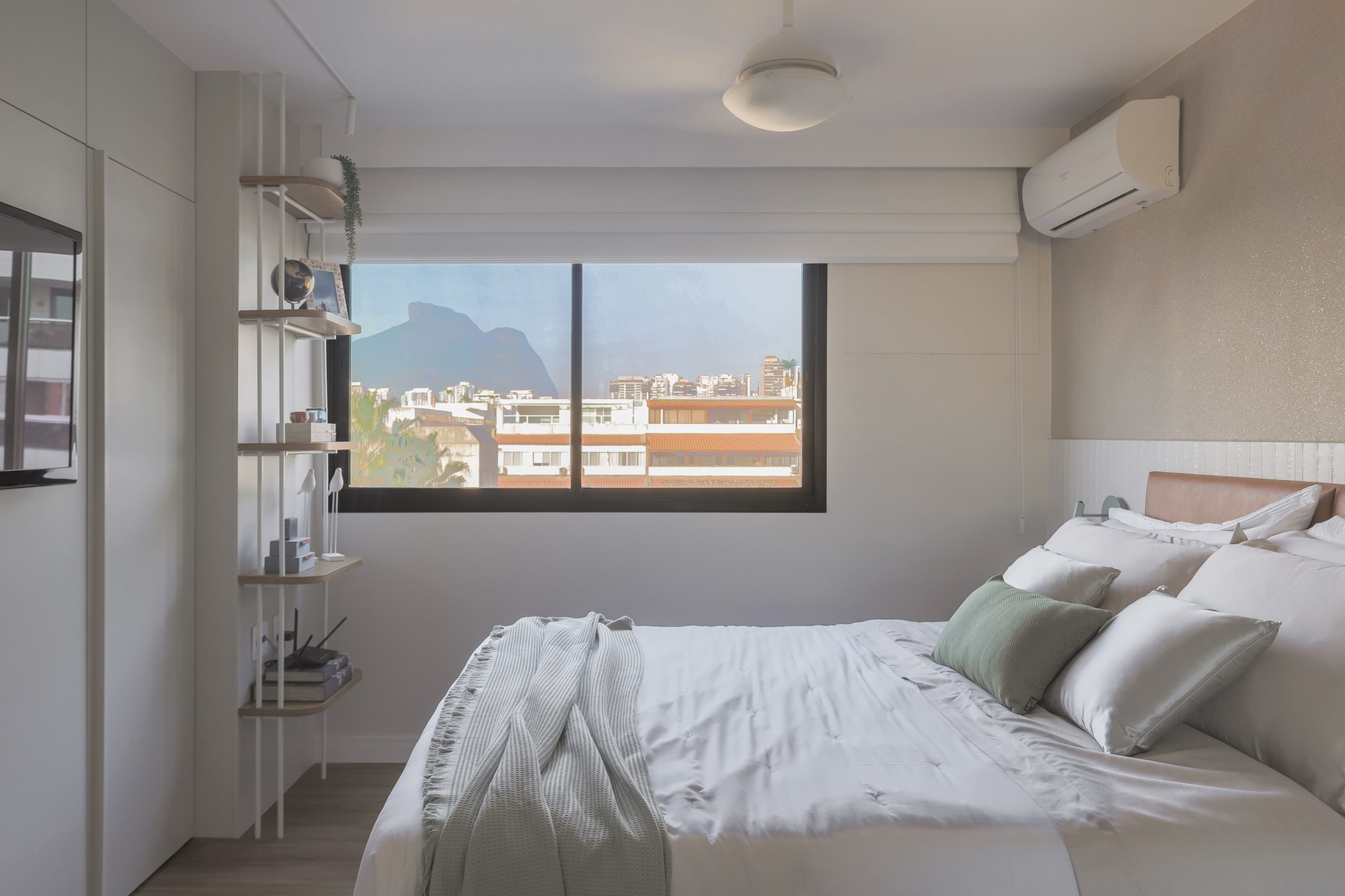 Imagem da matéria #Conteúdo e Visibilidade – Apartamento IL: refúgio e elegância no coração da Barra da Tijuca, por Camila Naiti