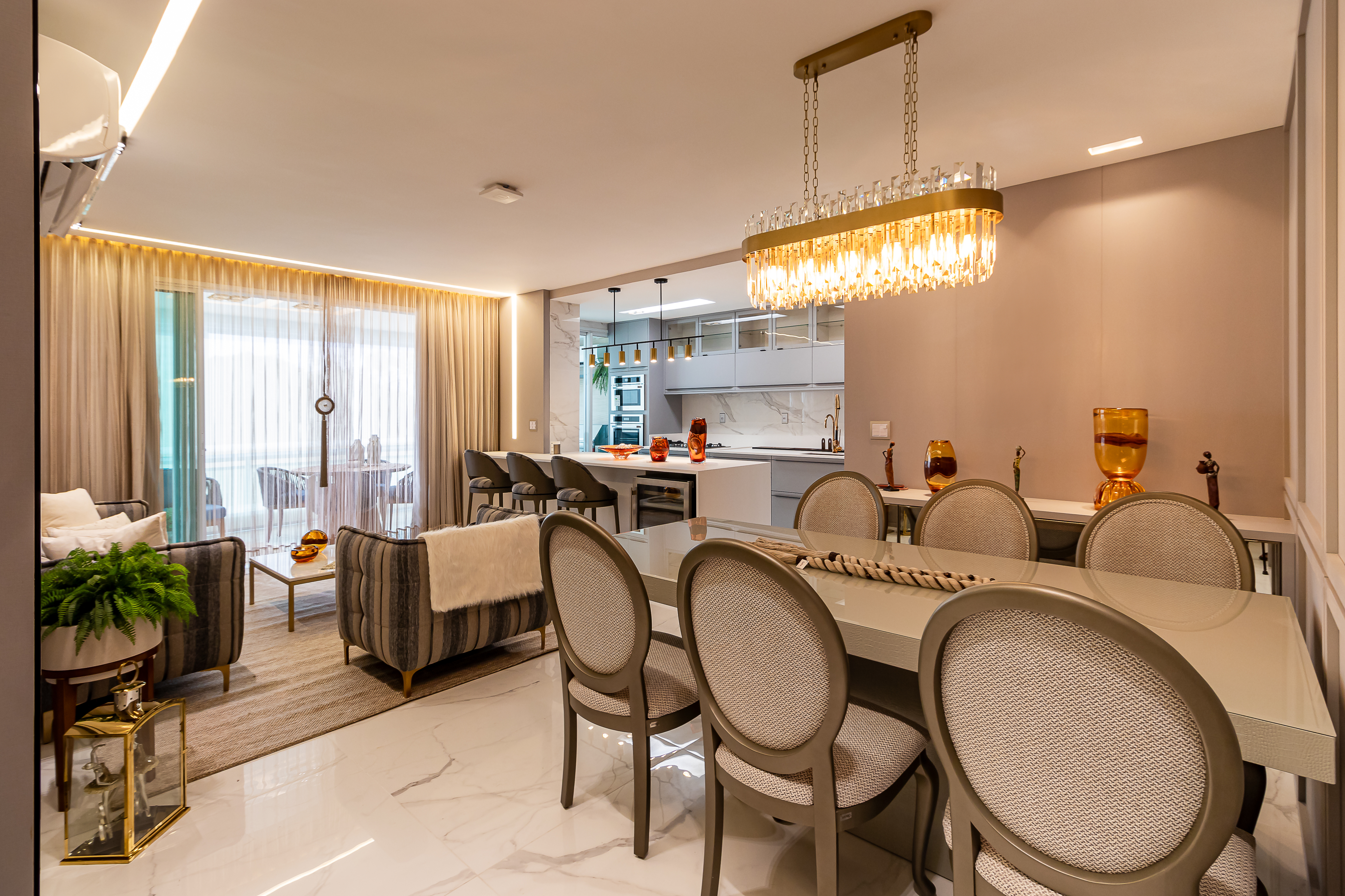 Imagem do post Conteúdo e Visibilidade: Alessandra Zanotelli reforma apartamento em Manaus, combinando toques clássicos e contemporâneos