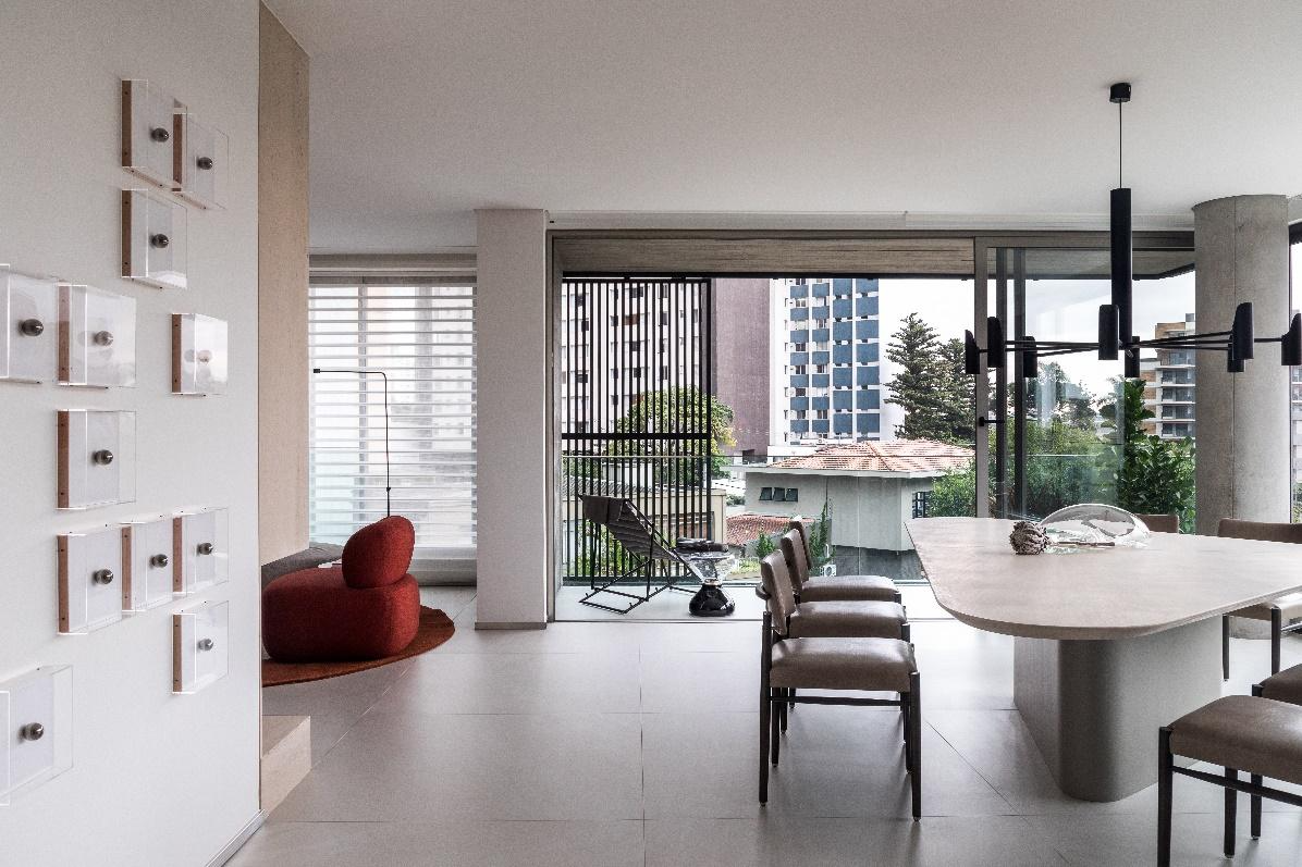 Imagem da matéria #CONTEÚDO E VISIBILIDADE: Suelen Parizotto assina decorado elegante da construtora Pacific, em Curitiba