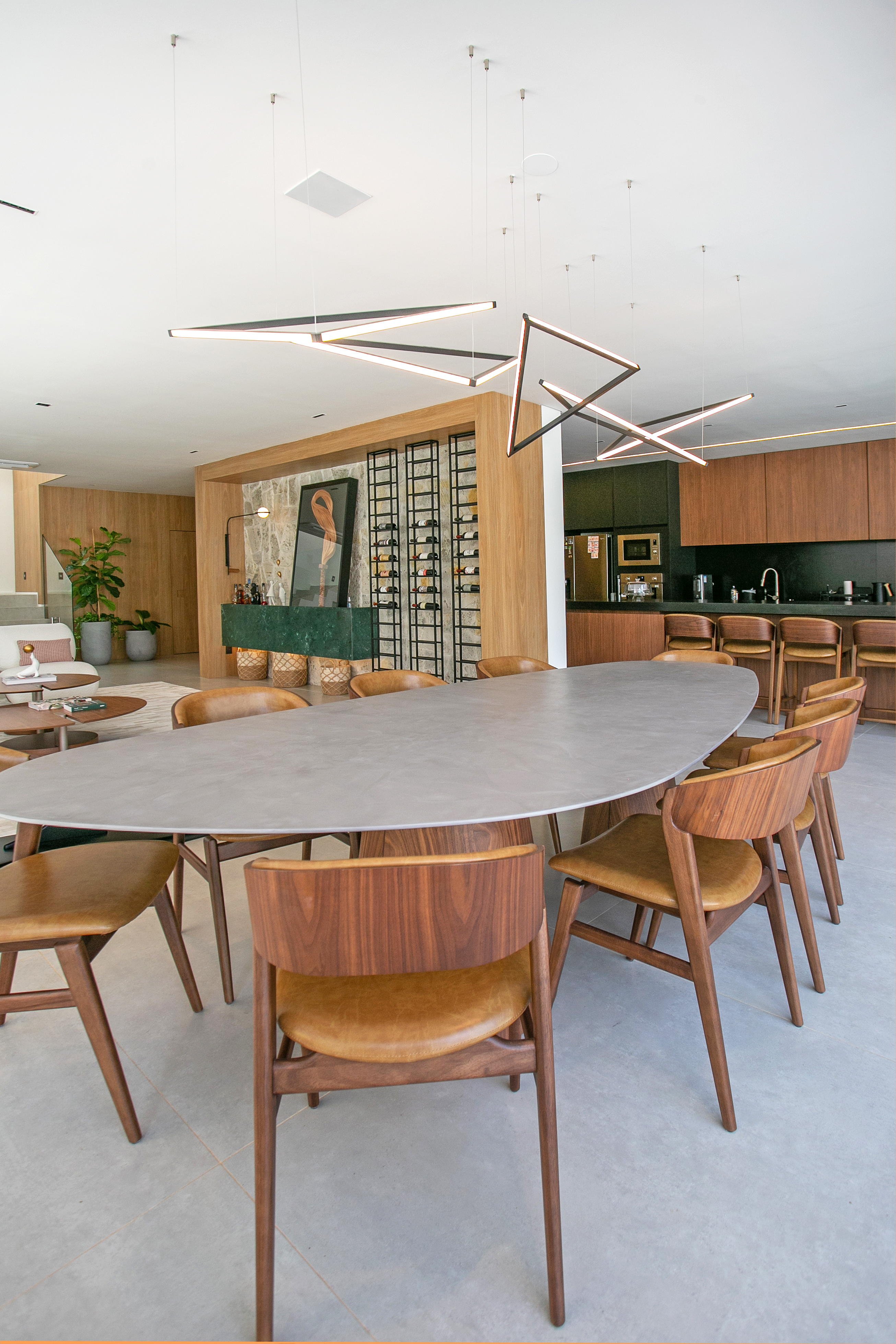 Imagem da experiência #Conteúdo e Visibilidade: Design contemporâneo e alma acolhedora: a casa onde cada detalhe reflete bem-estar