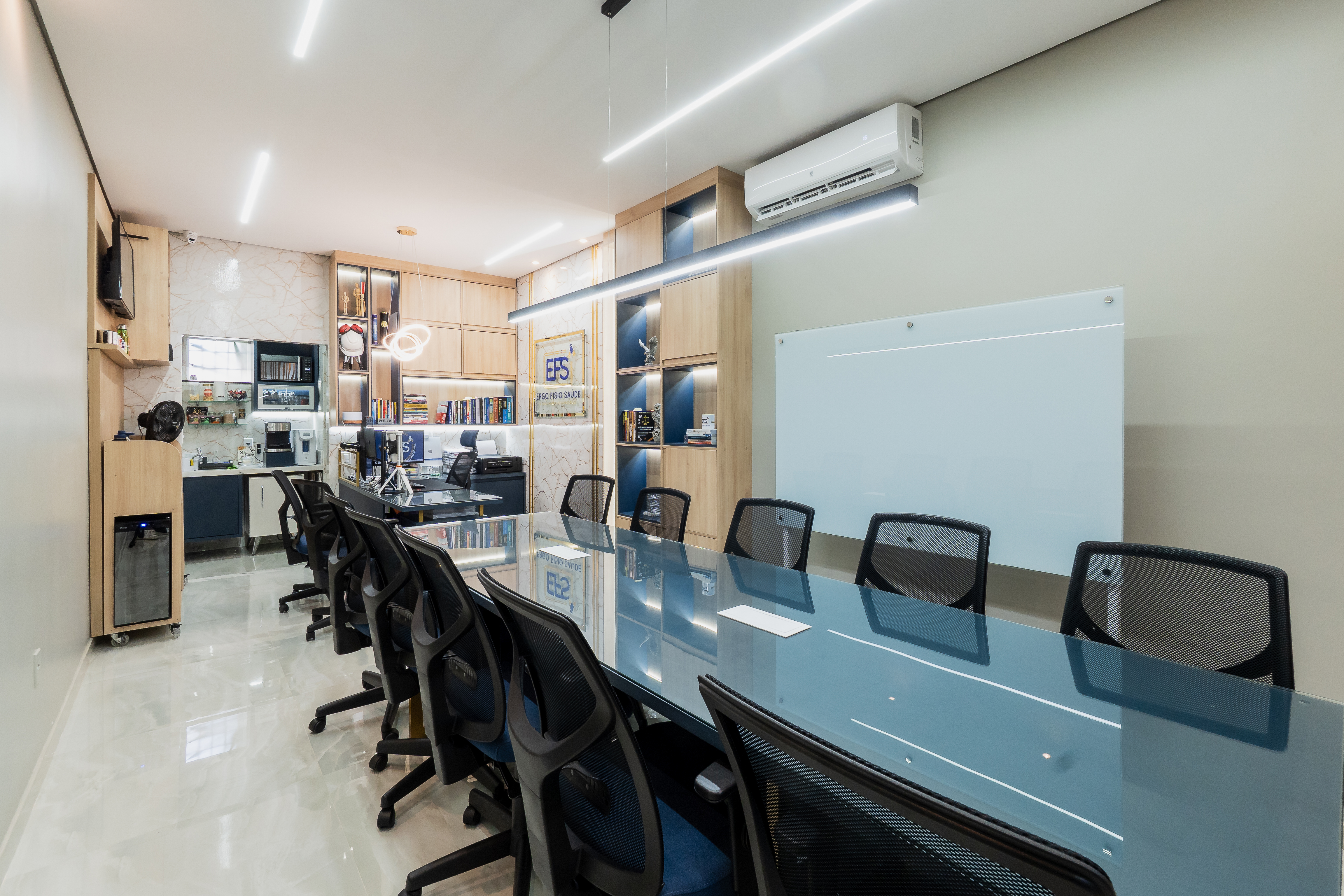 Imagem do post #CONTEÚDO E VISIBILIDADE: Jéssica Sousa reforma escritório e sala de reunião para terapeuta ocupacional em Manaus