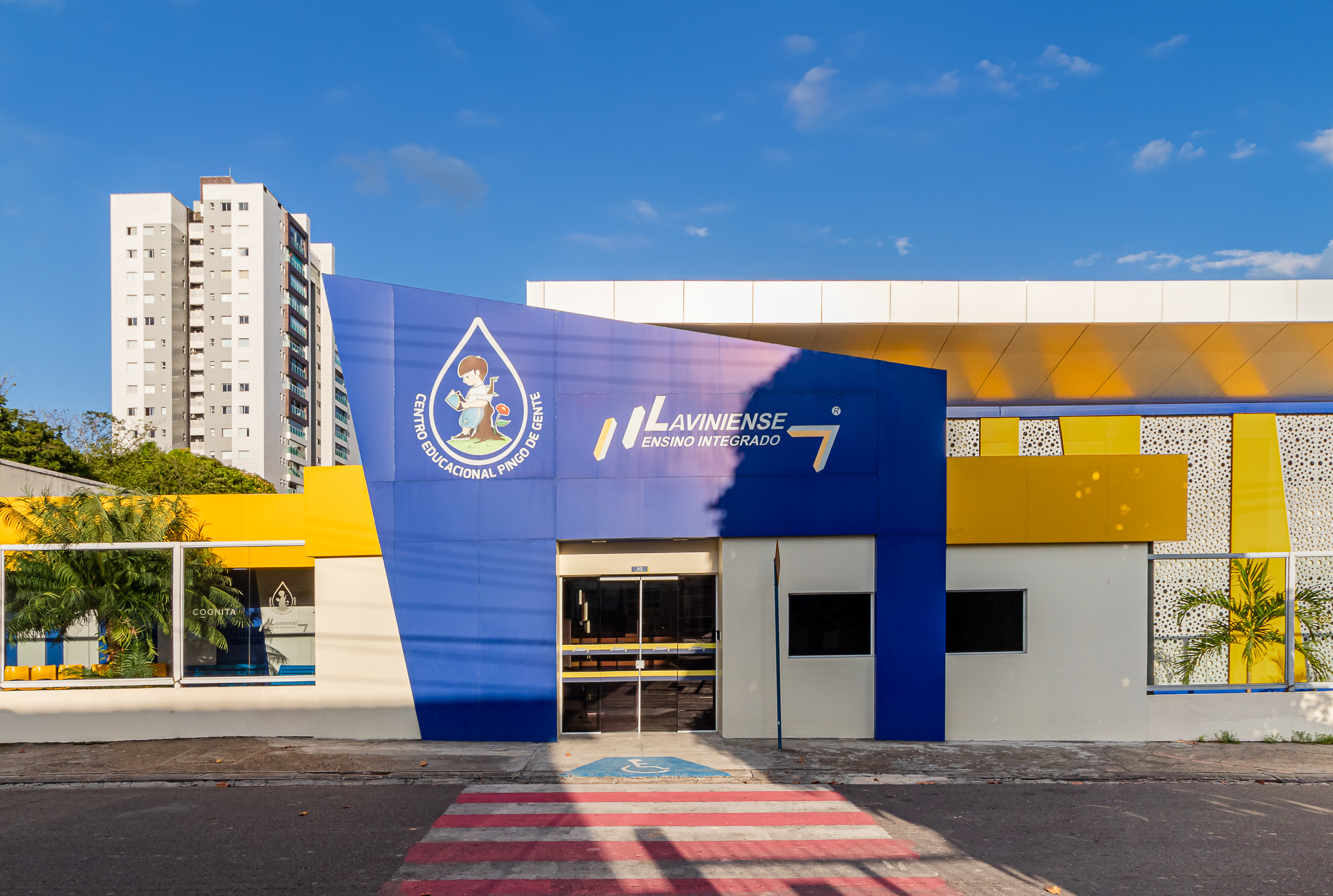 Imagem do post #CONTEÚDO E VISIBILIDADE: Sophia Pereira assina projeto de retrofit de fachada de colégio e ambientes internos