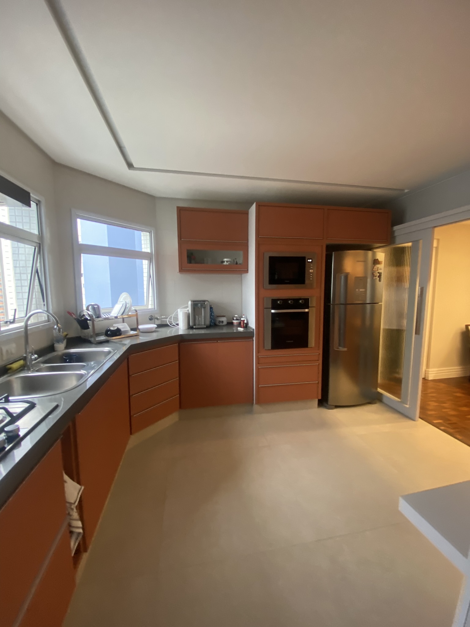 Imagem da matéria #ConteúdoeVisibilidade: Apartamento Santos Dumont: um projeto guiado por afeto, memória e simplicidade