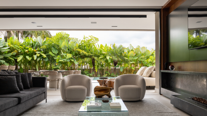 Imagem da matéria #Conteúdo e Visibilidade: Casa para Receber traduz convivência e arte em projeto assinado por Leila Ferreira, em Alphaville