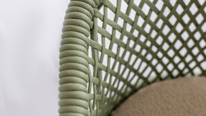 Imagem do post #Conteúdo e Visibilidade: das curvas de Niemeyer ao design autoral, Helen Granzote cria móveis que narram histórias e abraçam o corpo