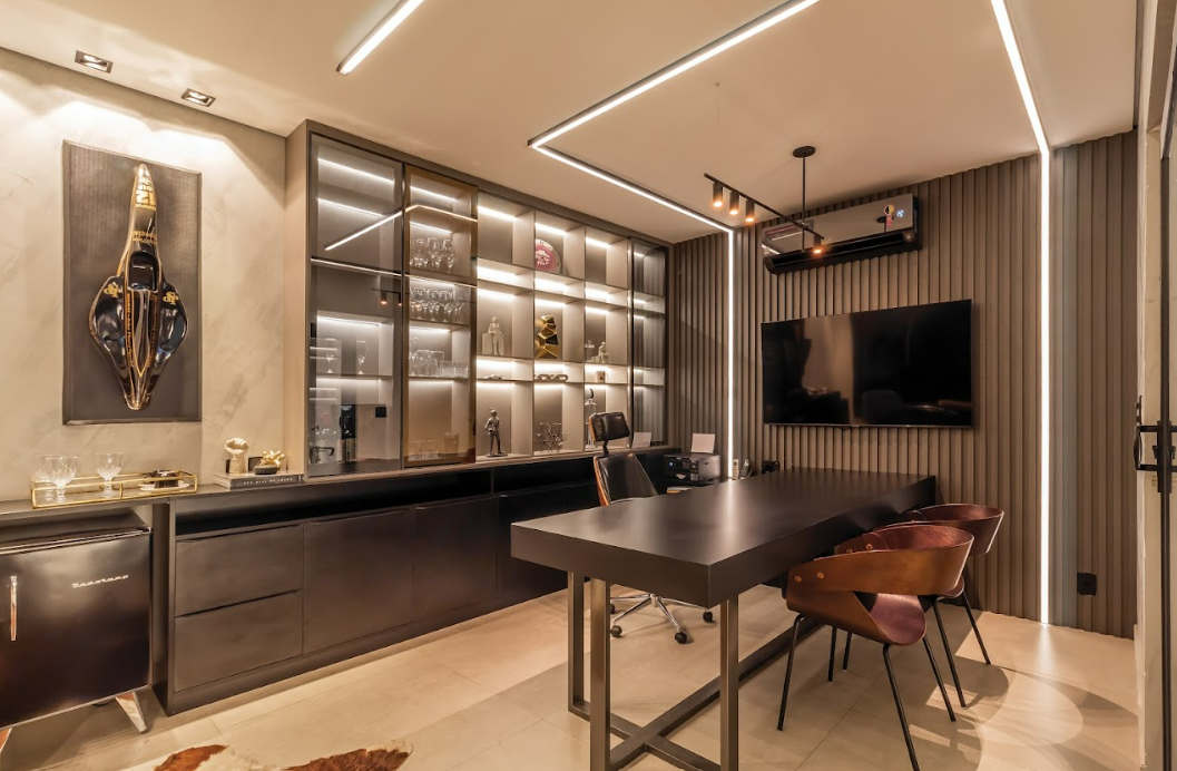 Imagem da matéria #Conteúdo e Visibilidade: Escritório em Petrolina traduz o universo automotivo de luxo em um espaço compacto e sofisticado