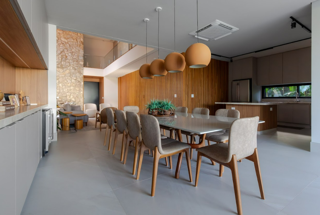 Imagem da matéria #Conteúdo e visibilidade: Casa do Engenho aposta no design biofílico e na pureza formal para criar um refúgio contemporâneo em Piracicaba